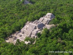 卡拉克穆尔遗址 Zona Arqueológica de C